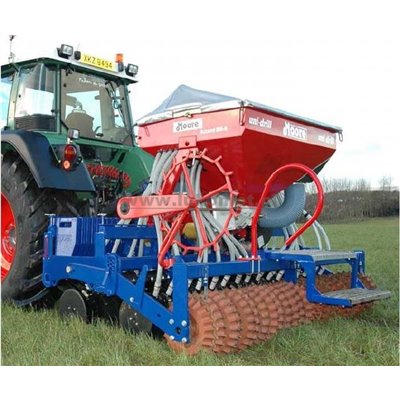 Siewnik bezuprawowy MOORE Uni-Drill 2011