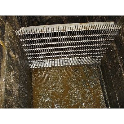 Kratki odciekowe szczelinowe