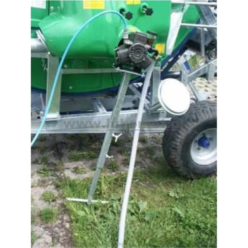 Dozownik nawozów płynnych do deszczowni  szpulowej